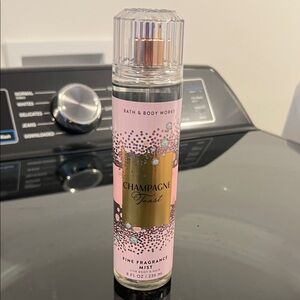 Bath & Body Works Champagne Toast Mist - Pink and Gold